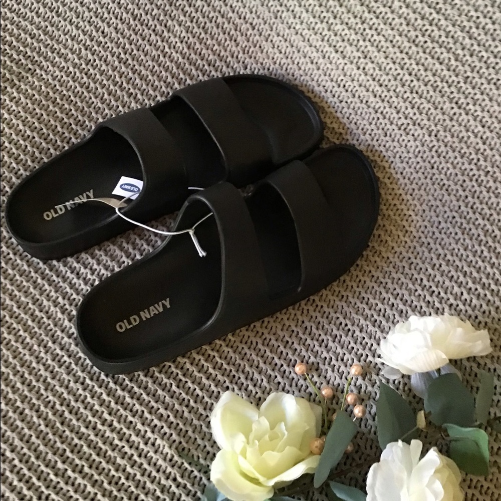 BNWT Men’s Sandals